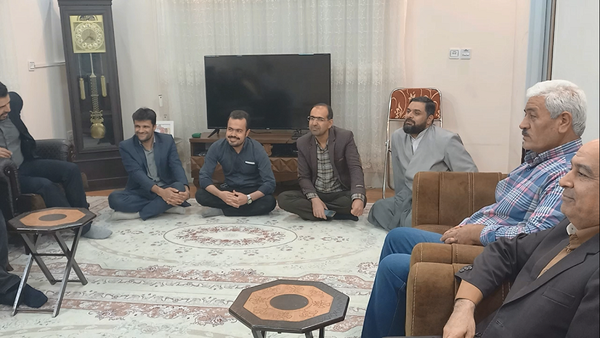 محفل صمیمی همکاران به مناسبت هفته مقام معلم